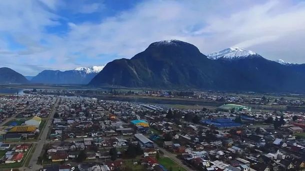 En Aysén se pueden practicar diferentes actividades deportivas de aventura. En Aysén se pueden practicar diferentes actividades deportivas de aventura.