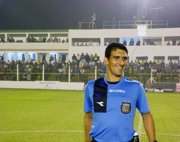 El árbitro que perjudicó a River justifica sus errores