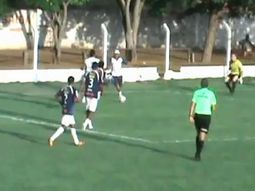 juega con 12: un masajista evito un gol en brasil juega con 12: un masajista evito un gol en brasil