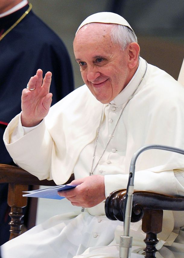 Fue violada, le mandó una carta al Papa y Francisco la llamó