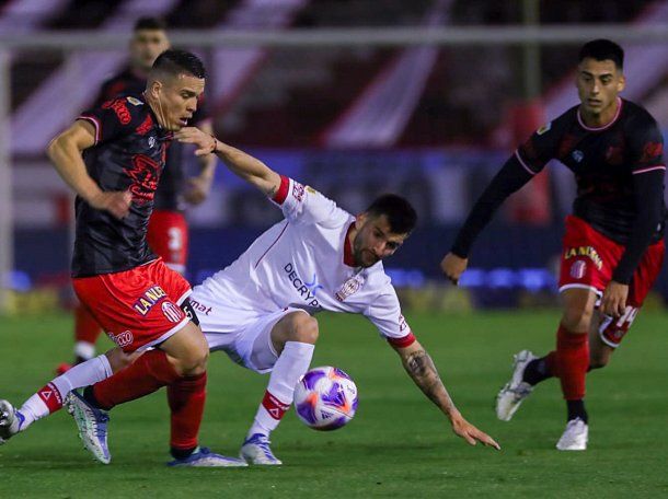 Fútbol libre por celular: cómo ver en vivo Huracán vs Barracas Central