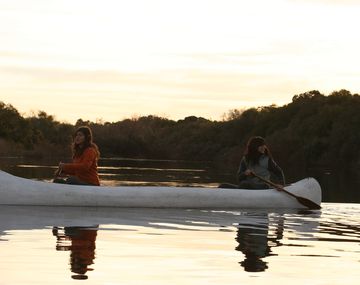 Ecoturismo en Entre Ríos: un paseo en canoa por el arroyo El Palmar