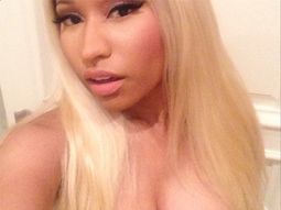 nicki minaj quiere ser la nueva reina de la autofoto hot nicki minaj quiere ser la nueva reina de la autofoto hot