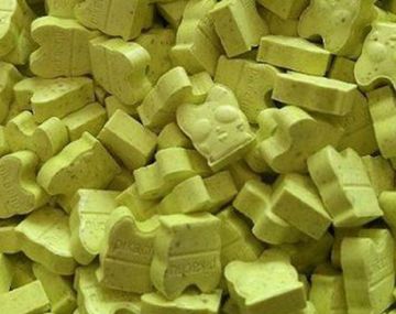 Detuvieron a un colombiano con 7 mil pastillas de éxtasis en Ezeiza.