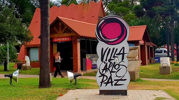 La esperanzadora carta de Villa Carlos Paz a los egresados de todo el país