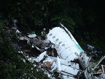 Así quedó el avión de la empresa Lamia