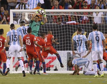 El último duelo fue en la final de la Copa América Centenario y fue triunfo chileno en los penales