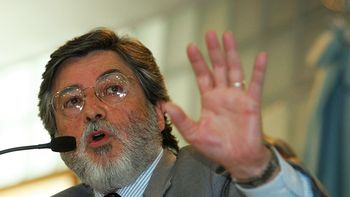 para el titular de la afip, macri no tenia que informar sobre la offshore para el titular de la afip, macri no tenia que informar sobre la offshore