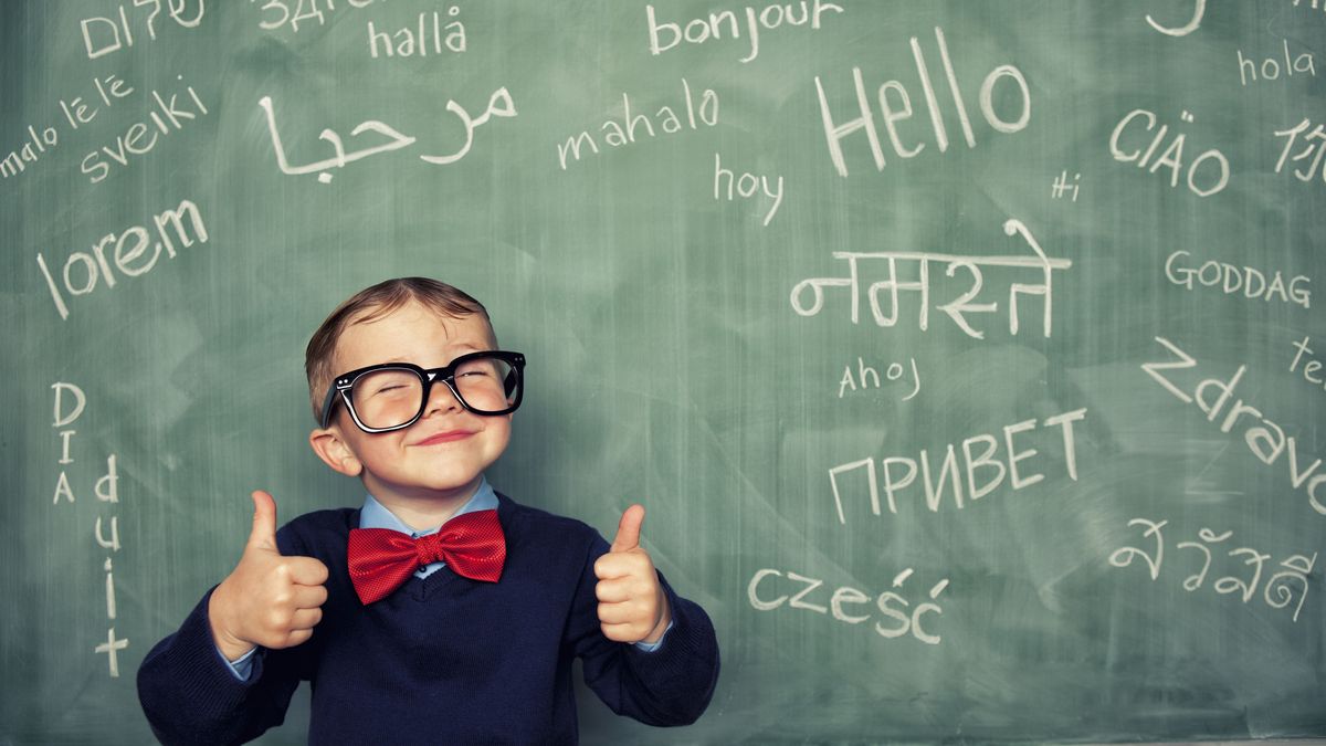 Los 5 idiomas que van a destacar en las empresas globales, según la <b>inteligencia artificial</b> thumbnail