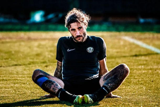 El jugador que pasó por clubes de Europa y luego de retirarse volvió al fútbol argentino.