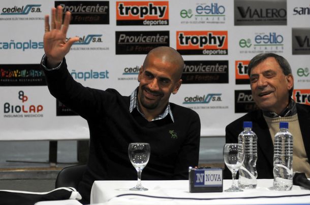 Juan Sebastián Verón asumió como director deportivo de Estudiantes