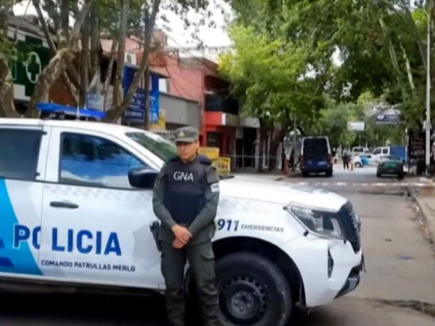 Brutal crimen en una rotisería de Merlo: mataron a puñaladas a sus dueños