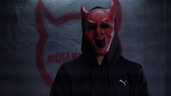 un idolo de independiente apoya al club tras una mascara un idolo de independiente apoya al club tras una mascara