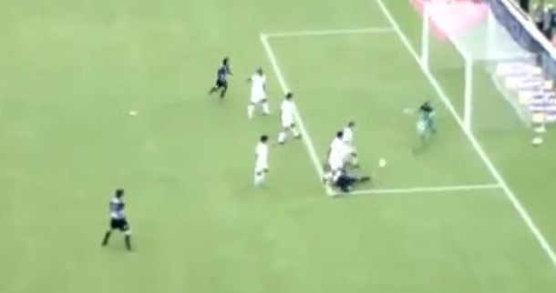 Impresionante gol desde el piso en el fútbol ecuatoriano