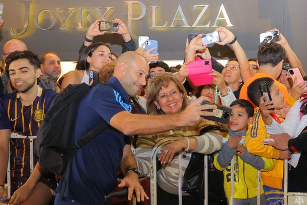 La Sub 20 de Argentina llegó a Santiago a dos días del Mundial