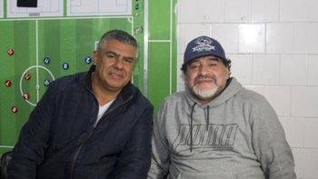 Maradona apoya a Tapia Maradona apoya a Tapia