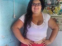 Las fotos de Anto ahora tienen cientos de comentarios. Las fotos de Anto ahora tienen cientos de comentarios.