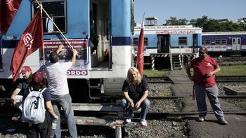 ferroviarios se defienden: randazzo esta mal asesorado ferroviarios se defienden: randazzo esta mal asesorado