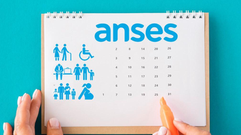 ANSES pagará en octubre un bono de hasta $70.000 junto con los haberes jubilatorios, con un refuerzo proporcional para quienes superen la mínima. ANSES pagará en octubre un bono de hasta $70.000 junto con los haberes jubilatorios, con un refuerzo proporcional para quienes superen la mínima.