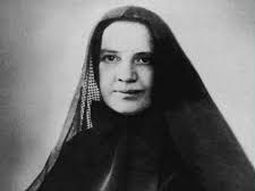 La Madre Cabrini fue declarada beata el 13 de noviembre de 1938 y el 7 de julio de 1946, fue proclamada santa por el Papa Pío XI. La Madre Cabrini fue declarada beata el 13 de noviembre de 1938 y el 7 de julio de 1946, fue proclamada santa por el Papa Pío XI.