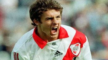 aimar no se decide y le abre otra vez la puerta a river