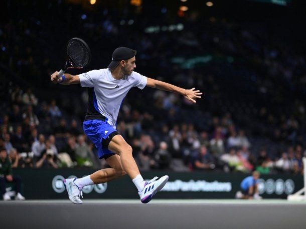 Francisco Cerúndolo debutó con éxito en el ATP de Belgrado.