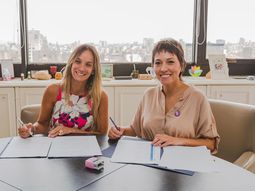 Malena Galmarini y Mayra Mendoza firmaron convenio de obras &ldquo;Agua y Cloaca +Trabajo&rdquo;
