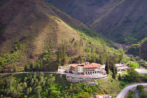 El destino con aguas ricas en minerales de hasta 55°