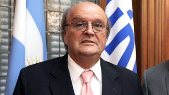 reunion cerrada para elegir al nuevo presidente de la uia reunion cerrada para elegir al nuevo presidente de la uia