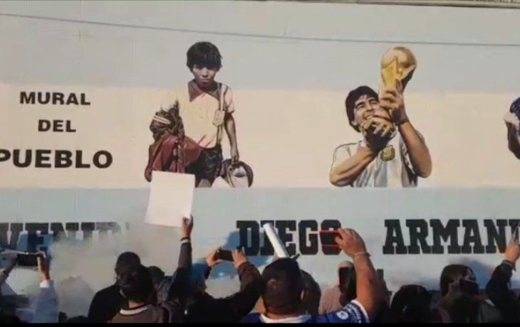 Inauguraron el mural de Diego que había sido tapado por una candidata de Juntos por el Cambio