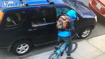 video: mira como roban un auto en segundos video: mira como roban un auto en segundos