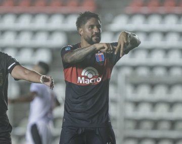 Tigre venció 2-0 a Claypole en Morón y avanzó en la Copa Argentina