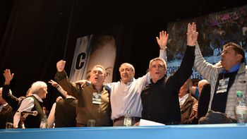 la nueva cgt advierte: mas temprano que tarde, las medidas de fuerza van a llegar la nueva cgt advierte: mas temprano que tarde, las medidas de fuerza van a llegar