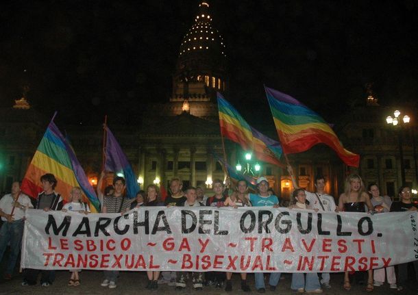La Marcha del Orgullo Gay puso fiesta, color y diversidad