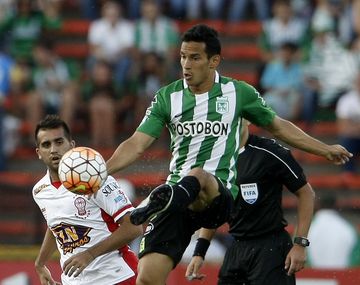 Huracán empató y clasificó a octavos de la Libertadores