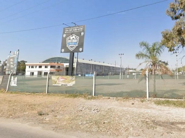 Córdoba: un jugador amateur fue baleado por un rival en pleno partido