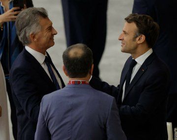 Qué le decía Macri al presidente de Francia sobre la Selección