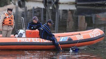 el cuerpo hallado en el riachuelo es del joven que cayo al agua junto a su padre el cuerpo hallado en el riachuelo es del joven que cayo al agua junto a su padre