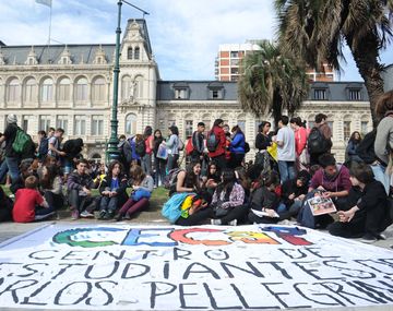 Ya suman 18 las escuelas tomadas en la Ciudad