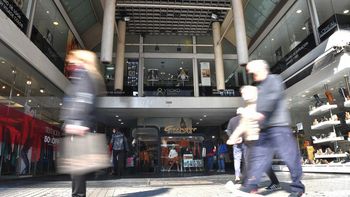 la popular cadena de ropa que cierra sus puertas y despide a casi 500 trabajadores la popular cadena de ropa que cierra sus puertas y despide a casi 500 trabajadores