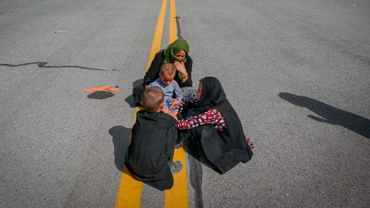 Afganistán: cuáles son restricciones y maltratos que sufren las mujeres bajo el régimen talibán