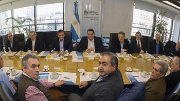 Los sindicalistas reunidos con el ministro Jorge Triaca Los sindicalistas reunidos con el ministro Jorge Triaca