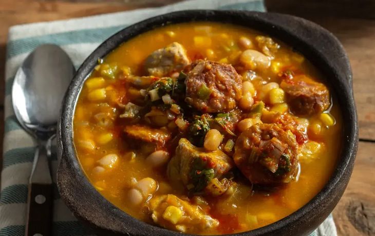 Cómo preparar el locro del Gato Dumas para lucirse en la mesa del 25 de Mayo