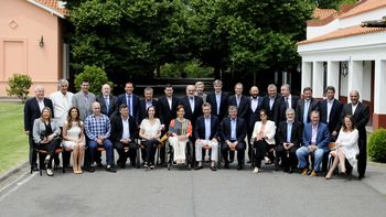 macri anulo el decreto que obligaba devolver el 15% a las provincias macri anulo el decreto que obligaba devolver el 15% a las provincias