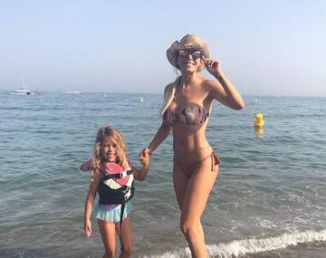 Evangelina Anderson lució su lomazo en las playas de Marbella
