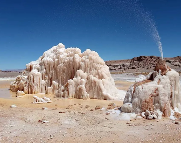 El lugar que sorprende por sus géiseres naturales y es poco conocido