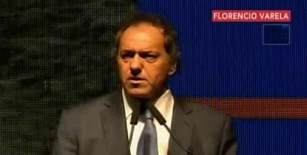 Scioli polariza con Macri: Algunos proponen cambio, y cambio también es marcha atrás