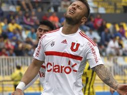 El delantero no convence a los hinchas y parece tener los días contados El delantero no convence a los hinchas y parece tener los días contados