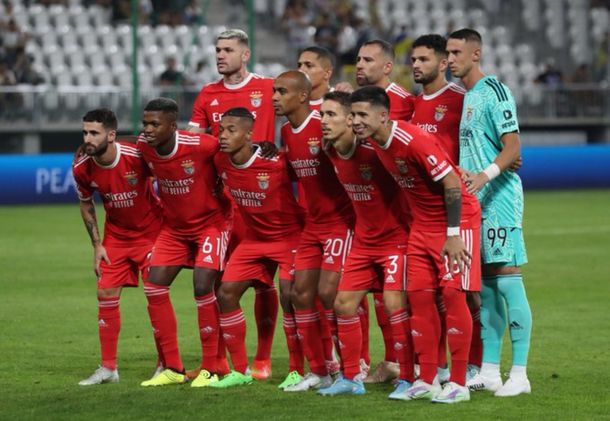 Benfica, con Enzo Fernández y Otamendi, a un paso de la Champions