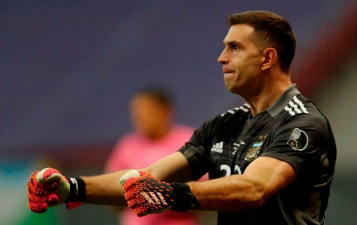 Mirá que te como, hermano: Dibu Martínez reveló por qué habló durante los penales